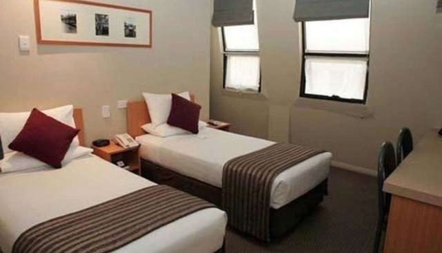 Batmans Hill on Collins